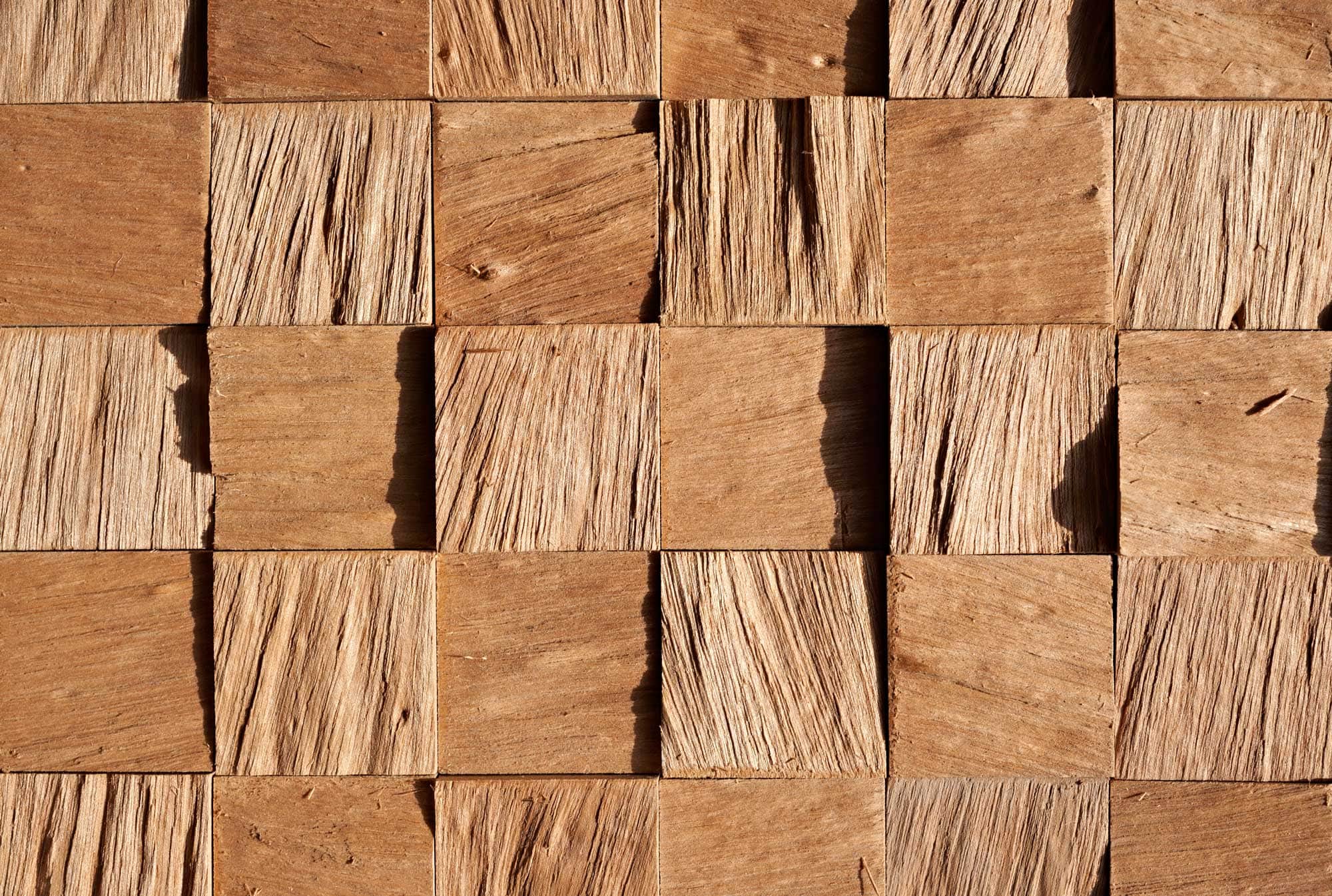 Wandpaneele Holz - Iroko - Rock Steady