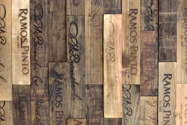 wandpaneele-holz-gravierte-pinie-horizontal-print