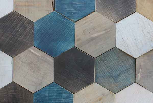 holzpaneele-pinie-eiche-und-kastanie-hexagon-woods