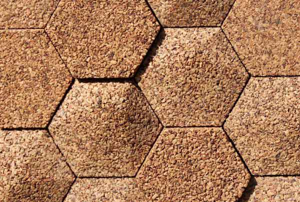 wandpaneele-kork-hexagon-relief-gewachst