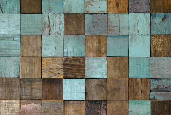 wandpaneele-holz-recycelt-altes-fass-bunt-green-horizon