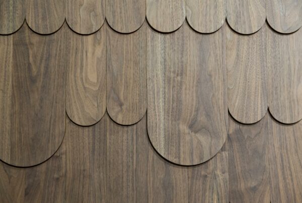 wandpaneele-holz-furnier-nussbaum-roofside-down